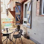 Chez Nino Le Surfer Globe- Trotteur * 툴루즈
