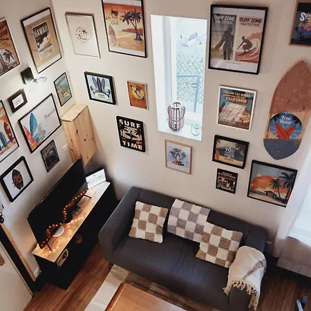 Chez Nino Le Surfer Globe- Trotteur *